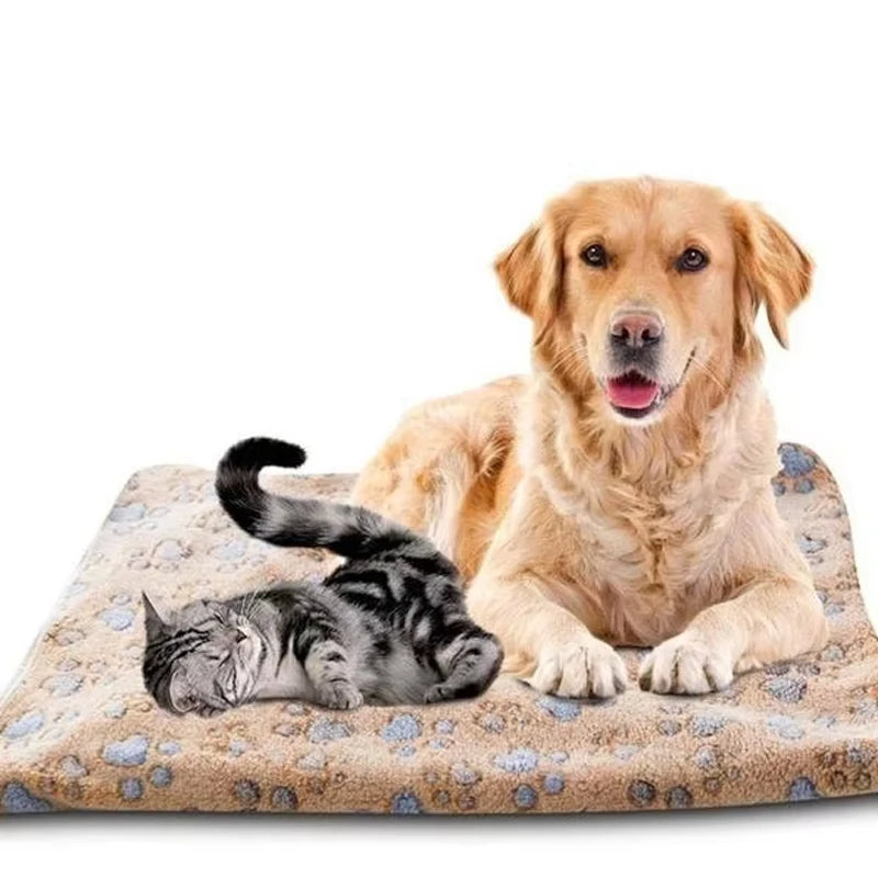 ZooFlex Soft Fluffy Pet Blanket – Warm Paw Print Fleece for Dogs & Cats